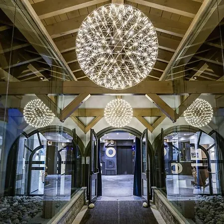 Luxe 5*,spa & Fitness, La Cordee 821 Шамони